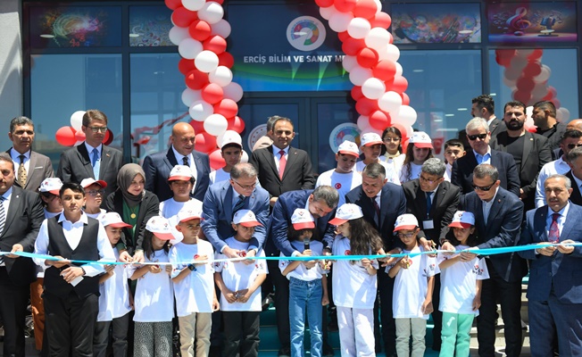 Bakan Tekin Erciş İlçesinde BİLSEM Açılışını Yaptı
