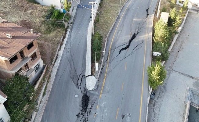 Erzurum İspir’de heyelan
