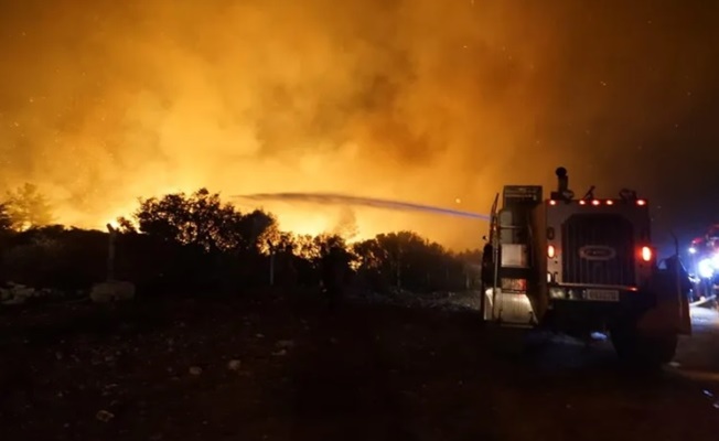 İzmir Buca alevler içinde kaldı