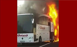 TEM otoyolunda otobüs alev alev yandı!