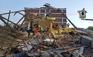 Depremde hayatını kaybedenlerin sayısı 109'a yükseldi