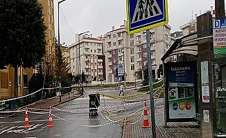 Gebze-Darıca Metro hattının istasyonun olduğu alanda çökme meydana geldi