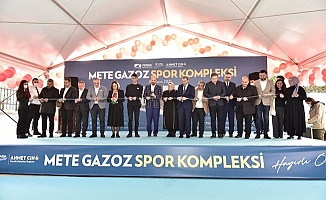 Pendik Belediyesi Mete Gazoz Spor Kompleksi törenle açıldı