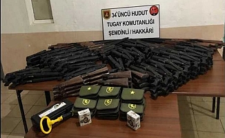 Hudut Kartalları çuval içinde çok sayıda tüfek ele geçirdi