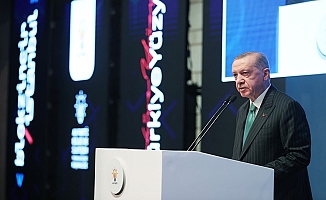 “Türkiye’nin asırlık yatırım eksikliklerini tamamlamak için çalışırken, güçlü bir teknolojik altyapı kurmayı da ihmal etmedik”