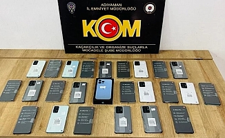 Adıyaman'da gümrük kaçağı telefonlara el konuldu