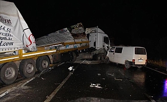 Yol güvenliği almaya çalışan  Jandarma Astsubaya alkollü sürücü çarparak Şehit etti!