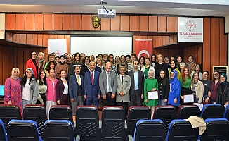 BURSA’DA EBE VE HEMŞİRELERE ACİL OBSTETRİK BAKIM EĞİTİMİ DÜZENLENDİ