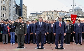 KURTULUŞ GÜNÜMÜZ KUTLU OLSUN