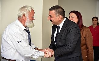 Zonguldak'ta Yaşlılar Haftasında Merkez Huzurevindeki Büyükler Ziyaret Edildi