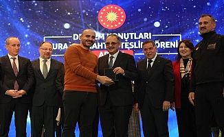 Adana'da deprem konutları hak sahiplerine teslim edildi