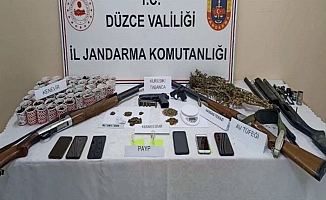 Düzce Jandarması'ndan uyuşturucuya 18 gözaltı