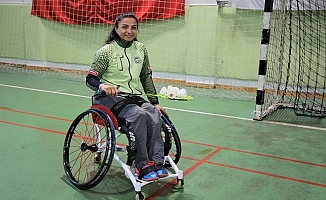 Emine Seçkin, Paris 2024 Olimpiyatları'nı garantiledi