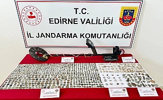 İpsala’da 1085 tarihi eser ele geçirildi