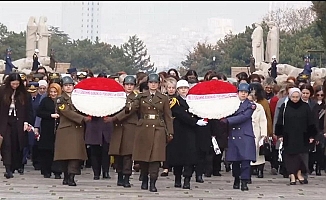 Kuvvet komutanlarının eşleri Anıtkabir'de