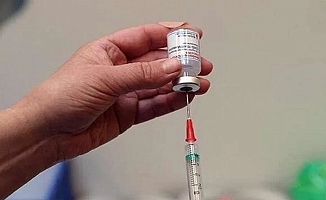 Aşılar ölüm riskini azaltıyor
