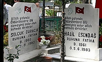 İzmir'de idam edilen ülkücülere anma