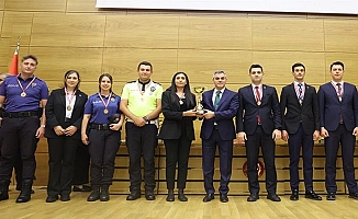 TBMM'de spor vakti... Dereceye girenler ödüllendirildi