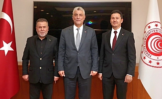 MÜSİAD Sakarya Şubesi’nden Ticaret Bakanı Ömer Bolat’a ziyaret