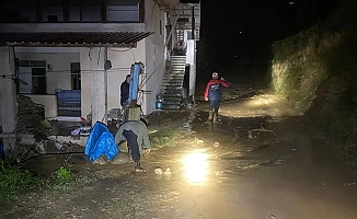 Rize'de heyelan riskinden dolayı 16 konuta tedbiren tahliye