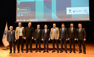 SAKARYA ÜNİVERSİTESİNDE 4. ULUSLARARASI İLETİŞİM BİLİMLERİ SEMPOZYUMU BAŞLADI