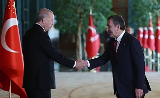 Cumhurbaşkanı Erdoğan yurt dışına çıkıyor... Görev Yılmaz'a emanet