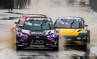 Rallikros'ta yağmur altında son tango