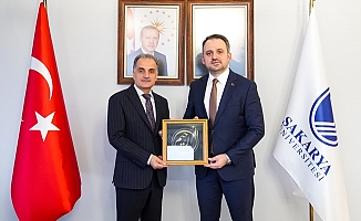 ‘Türkiye Yüzyılı: Gençliğin Yüzyılı’ Konferansı Büyük İlgi Gördü