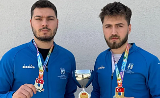 Sakaryalı karateciler Manisa’da şampiyon oldu