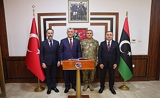 Bakan Bolat  “Türkiye, Libya’nın Yanında Olmaya Devam Edecek”