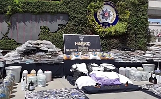 İstanbul'da zehir tacirlerine büyük darbe!