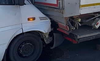 Düzce'de zincirleme kazada 6 kişi yaralandı