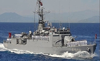Türk savaş gemileri KKTC’de ziyarete açılıyor