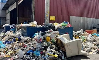 İzmir’de Çöp Sorunu: Mahalle Sakinleri Tepkili