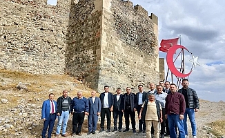 1048 Pasinler Zaferi tarihi kalede Anıldı
