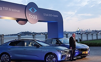 TOGG’un Yeni Modeli T10F, Cumhurbaşkanı Erdoğan’a Teslim Edildi