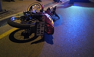 Kaldırıma çarpan motosiklette 1 kişi öldü