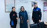 Kayıp para dolu cüzdanı vatandaş buldu, zabıta sahibine teslim etti
