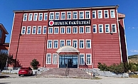 Hukuk fakültelerine girişte başarı sıralaması barajı 125 bin olarak güncellendi